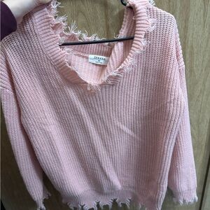 Zenana Outfitters Light Pink Frayed V-Neck Sweater